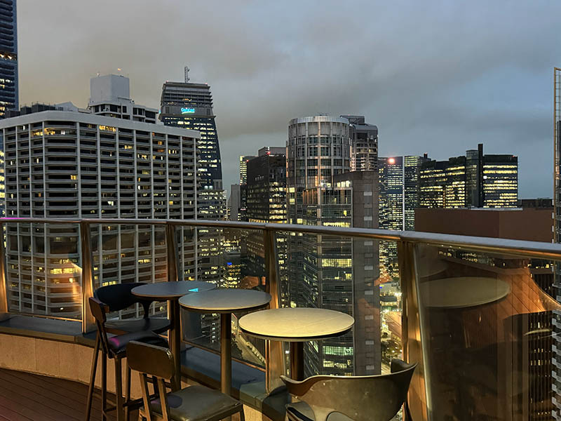 Moon Rooftop Bar & Lounge