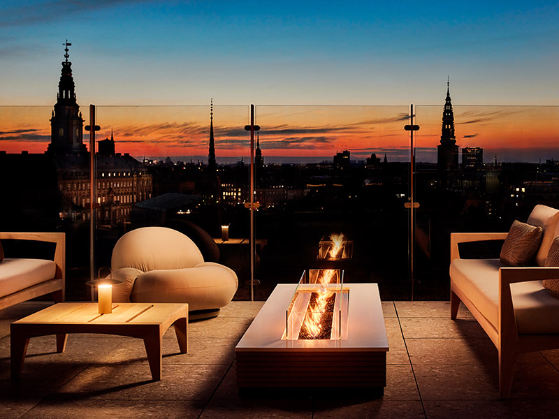 ROOF – Bar & Lounge