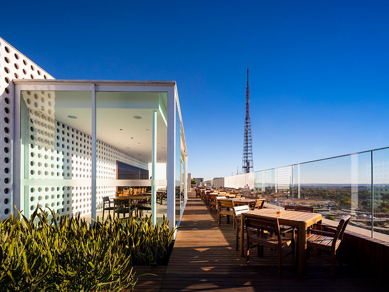 Bar 16 at B Hotel Brasília