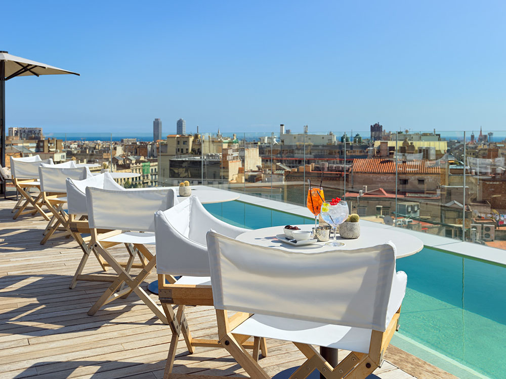 Mood Rooftop Bar