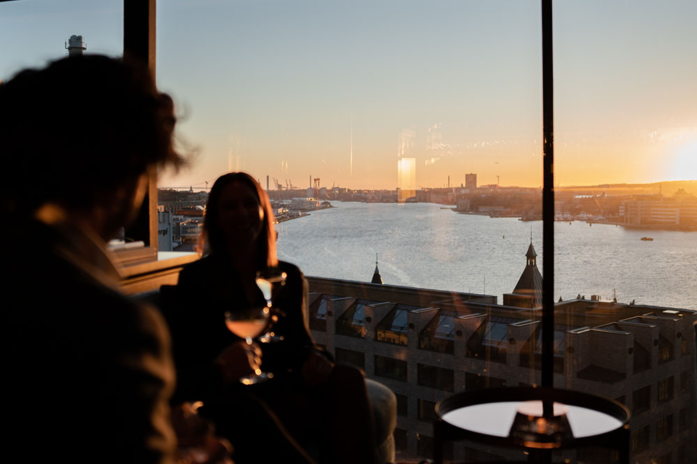 View Skybar & Restaurant