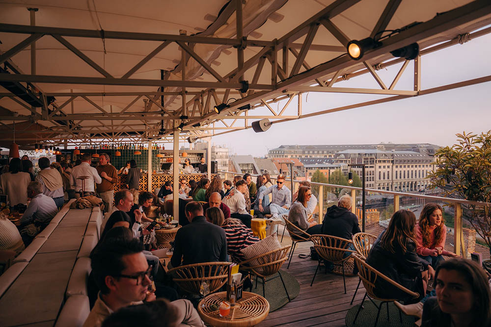 Yalo Rooftop Bar