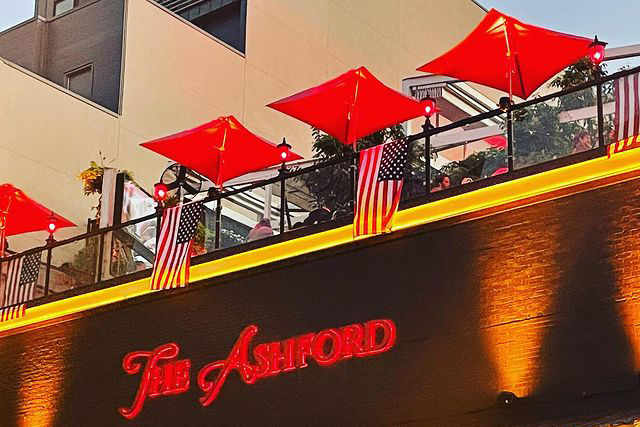 The Ashford Rooftop & Lounge