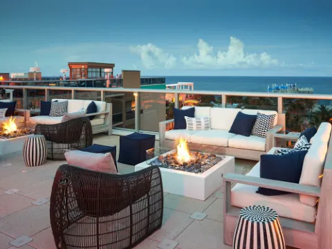 Pier 6 Rooftop