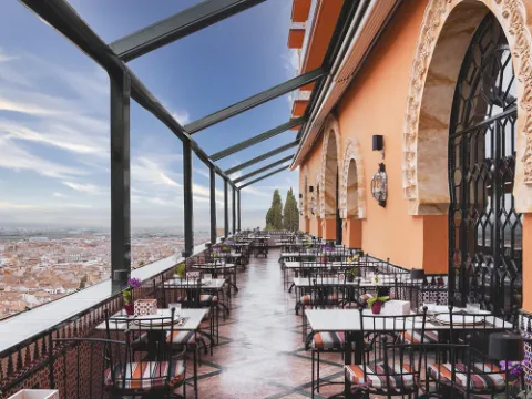 Hotel Alhambra Palace