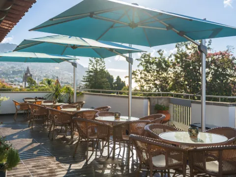 Panorama Rooftop Bar