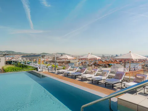 173 Rooftop Terrace