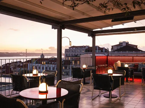 Rooftop - Bairro Alto Hotel