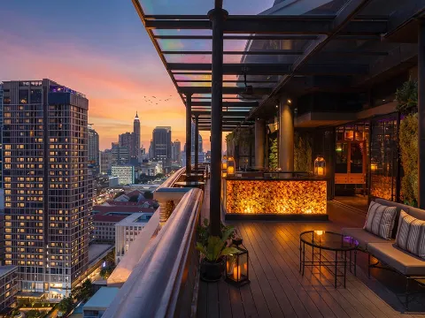 The Speakeasy Rooftop Bar Bangkok